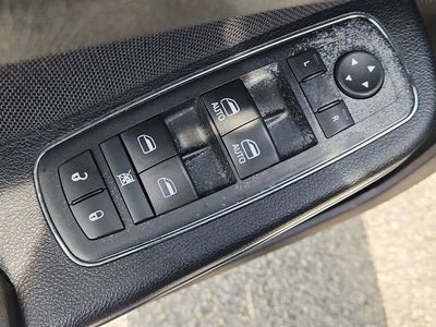 2016 Dodge Charger SE