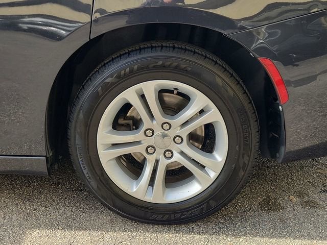 2016 Dodge Charger SE