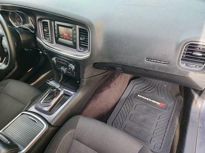 2016 Dodge Charger SE