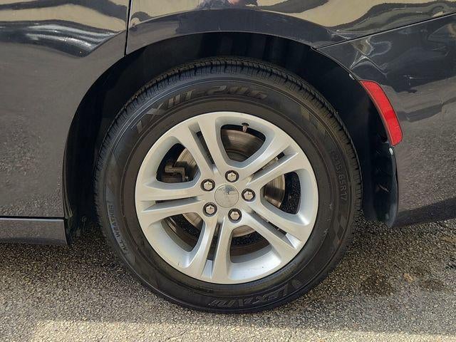 2016 Dodge Charger SE