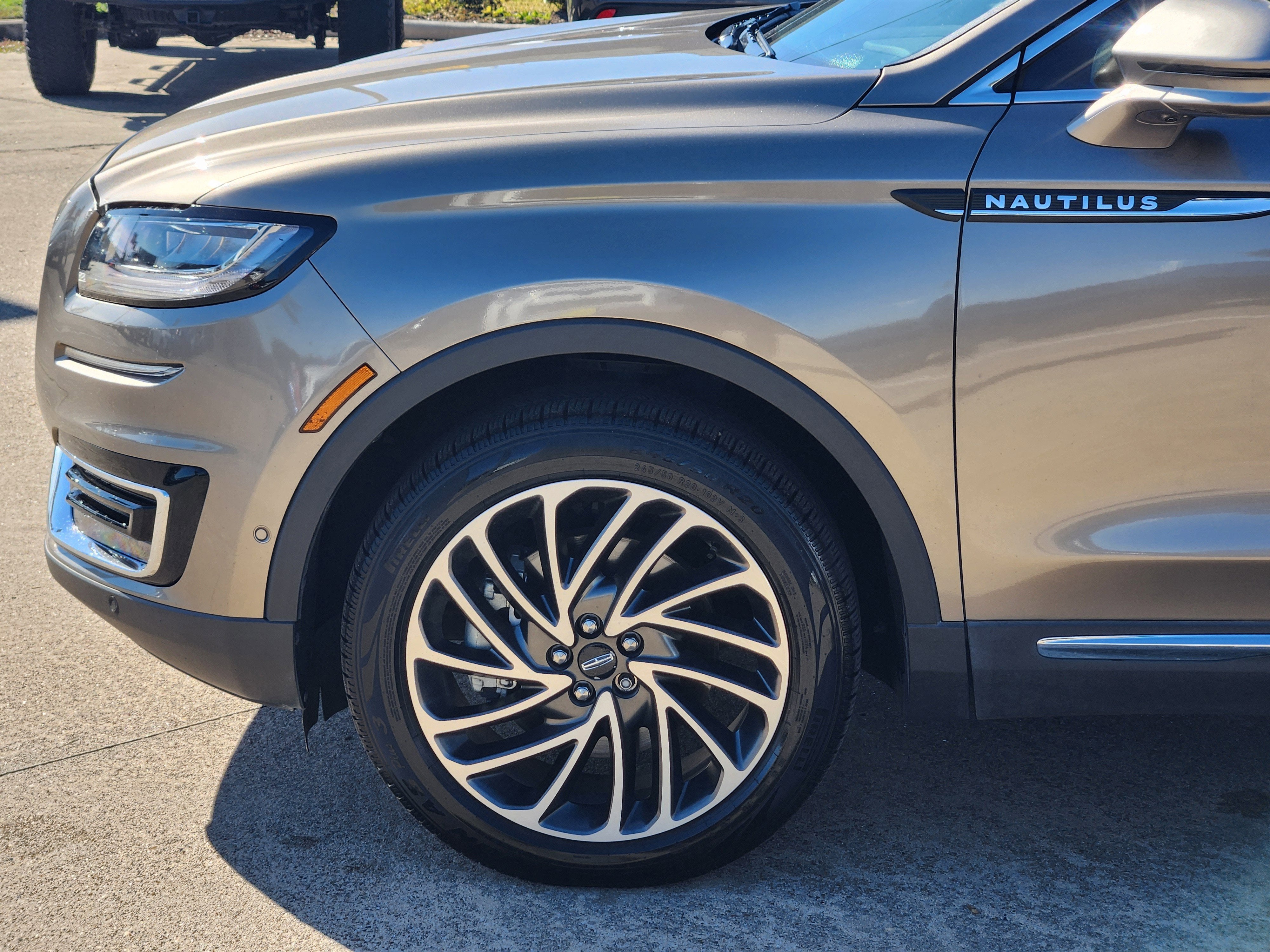 2020 Lincoln Nautilus Reserve