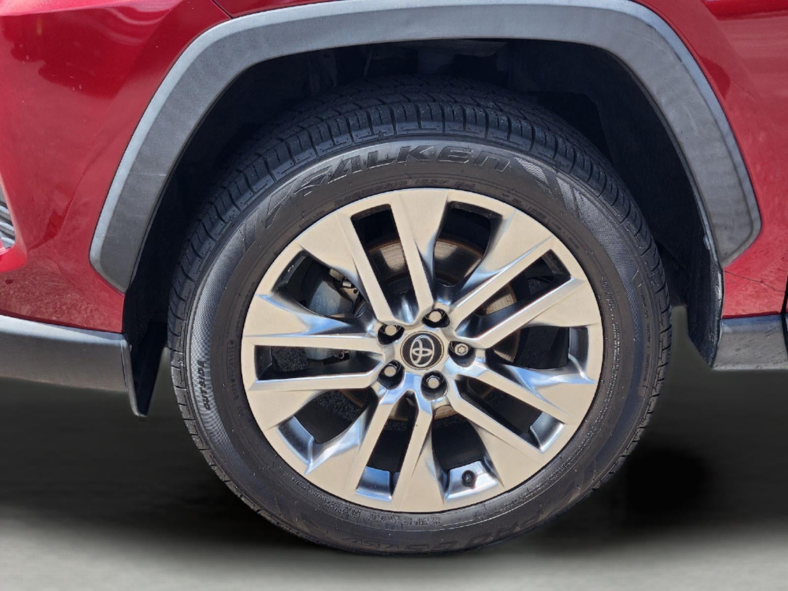 2020 Toyota RAV4 XLE Premium