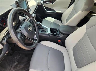 2020 Toyota RAV4 XLE Premium
