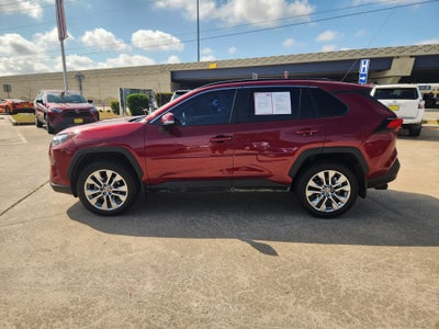 2025 Toyota RAV4 XLE Premium