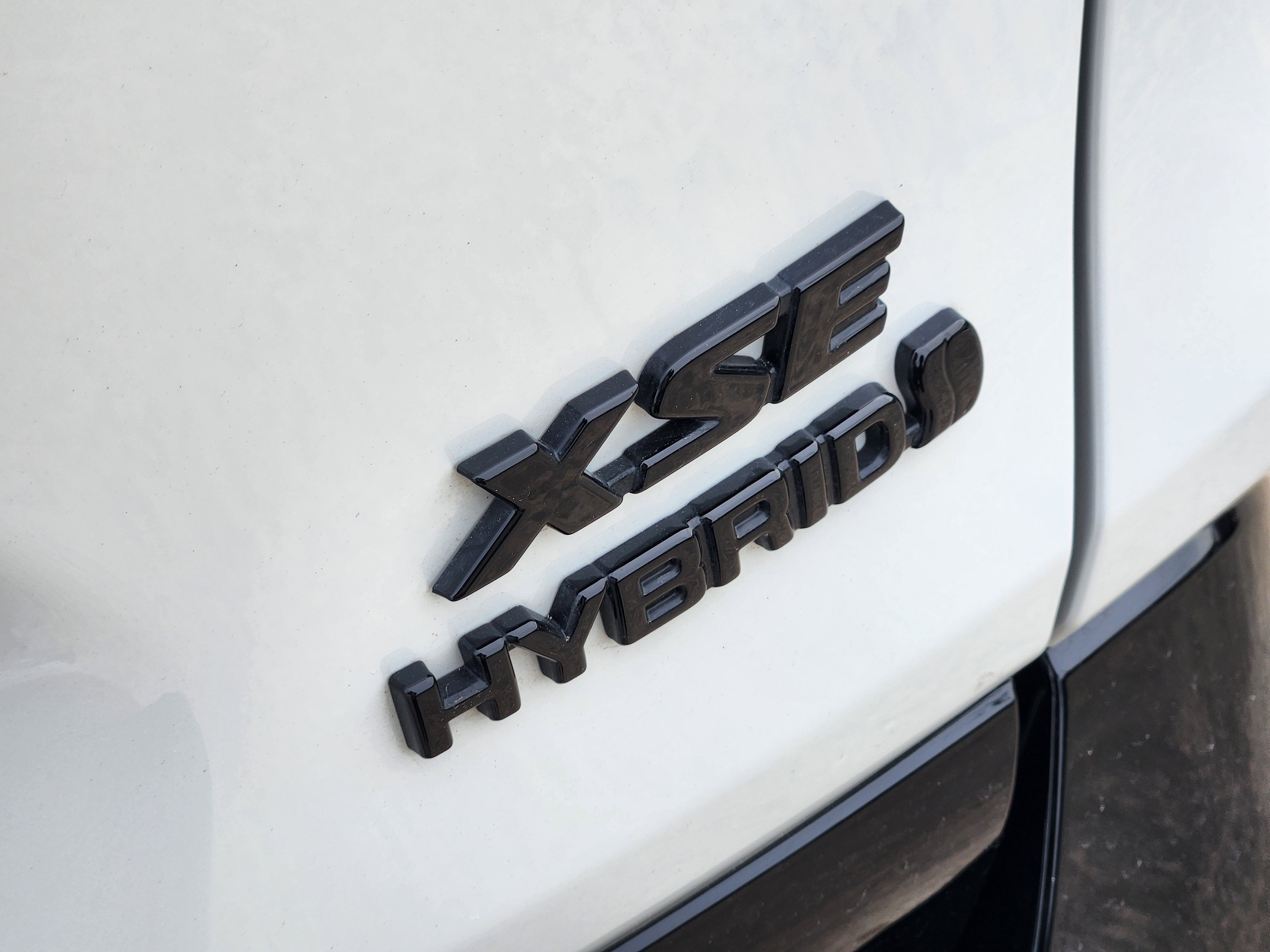 2024 Toyota RAV4 Hybrid XSE