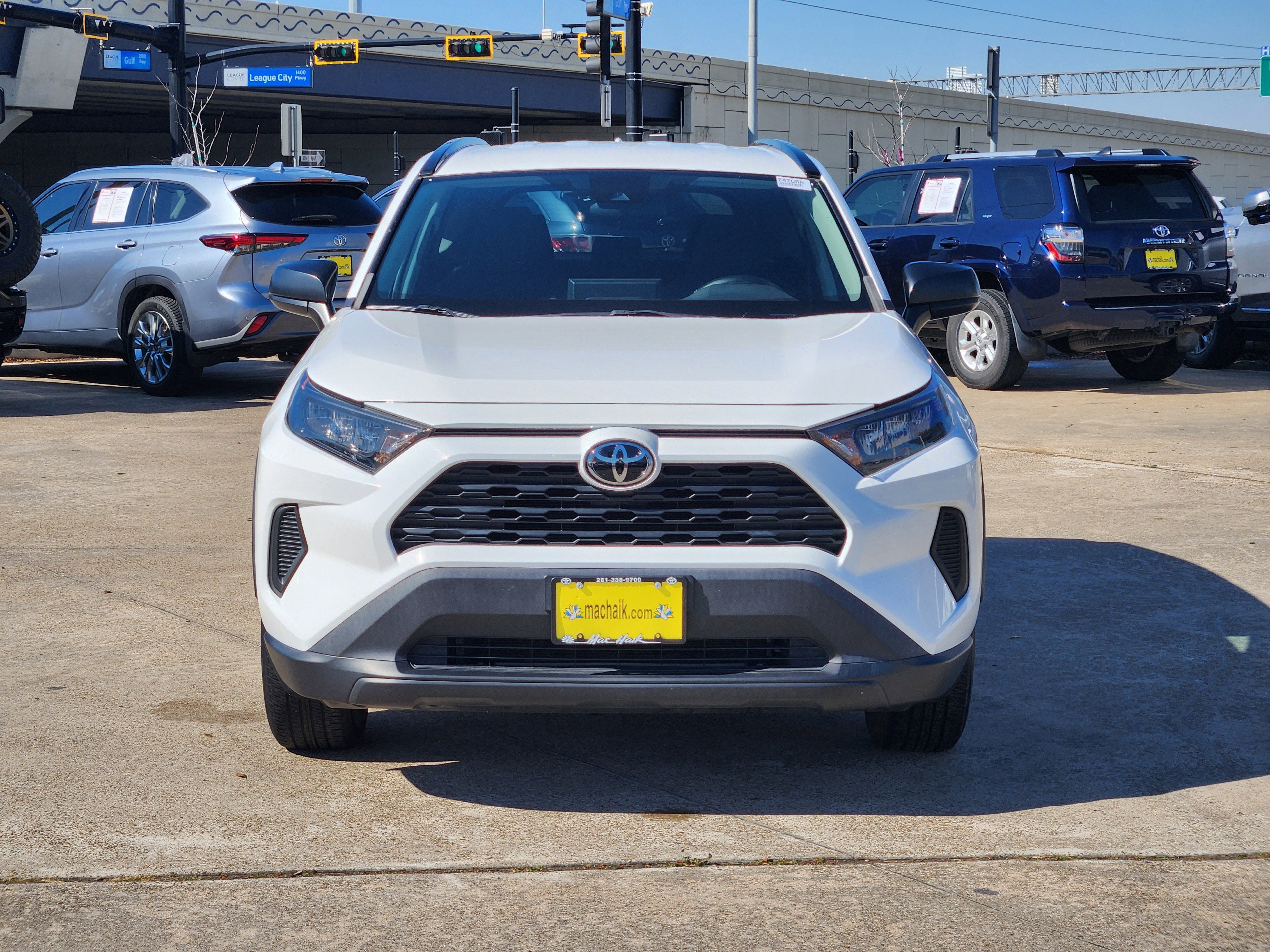 2021 Toyota RAV4 LE