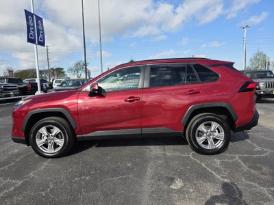 2025 Toyota RAV4 XLE