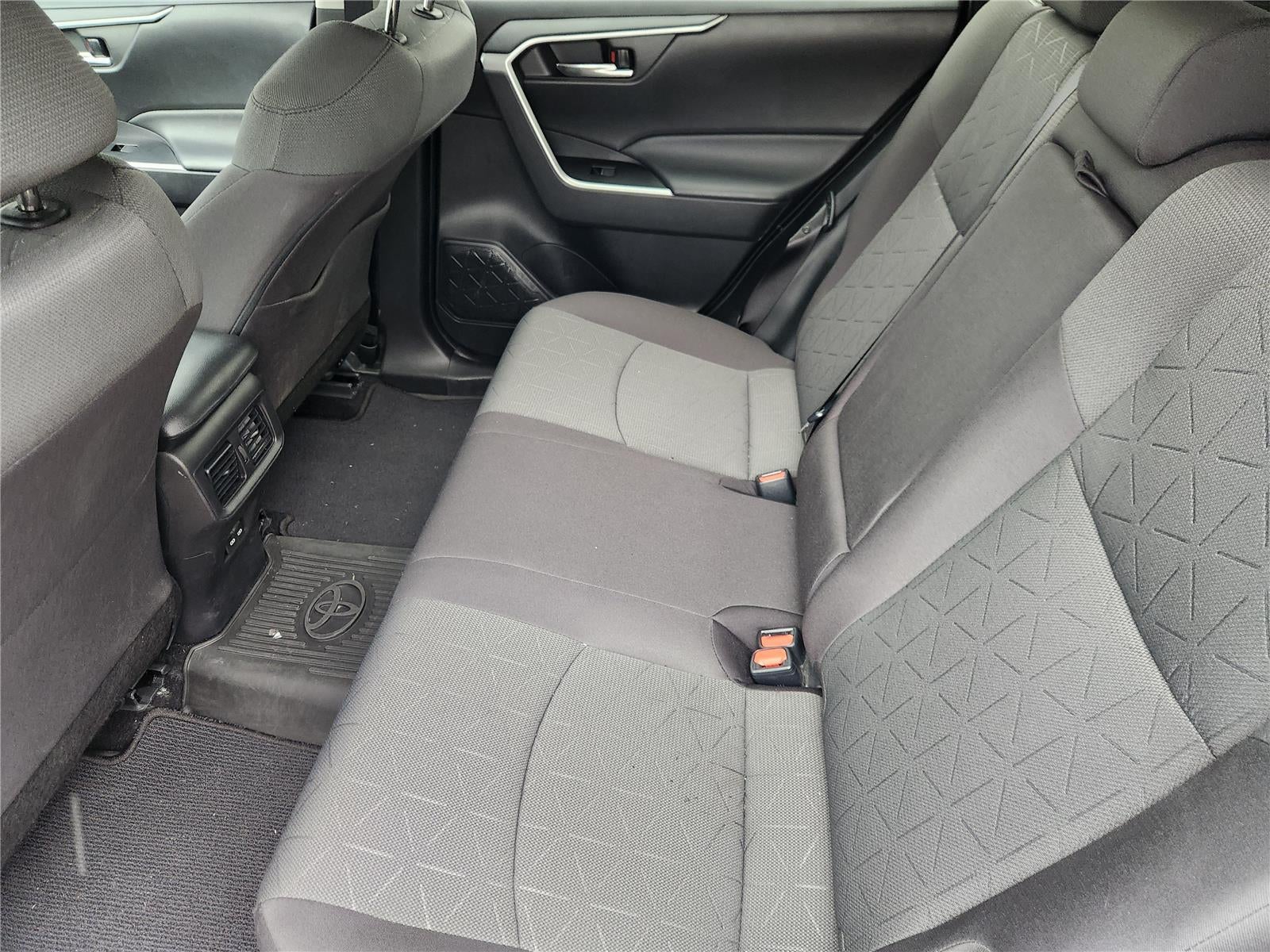 2022 Toyota RAV4 Base