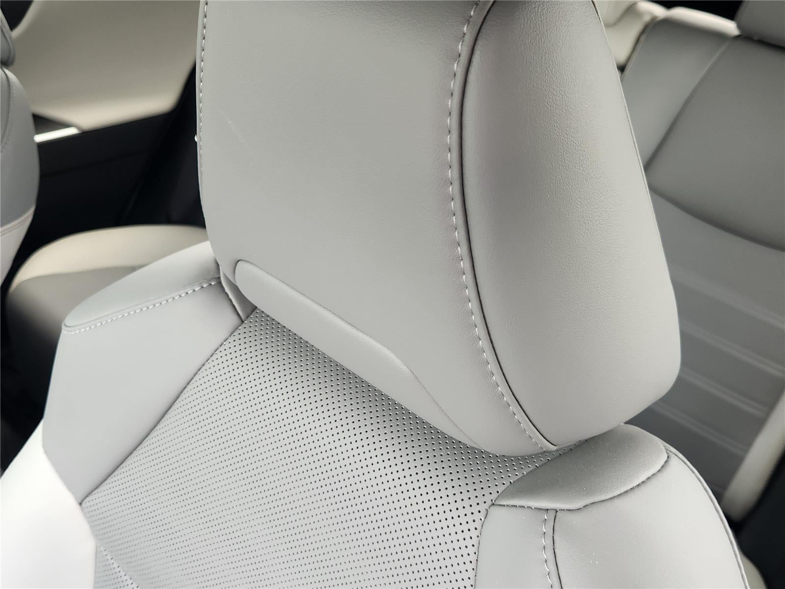 2022 Toyota RAV4 Base