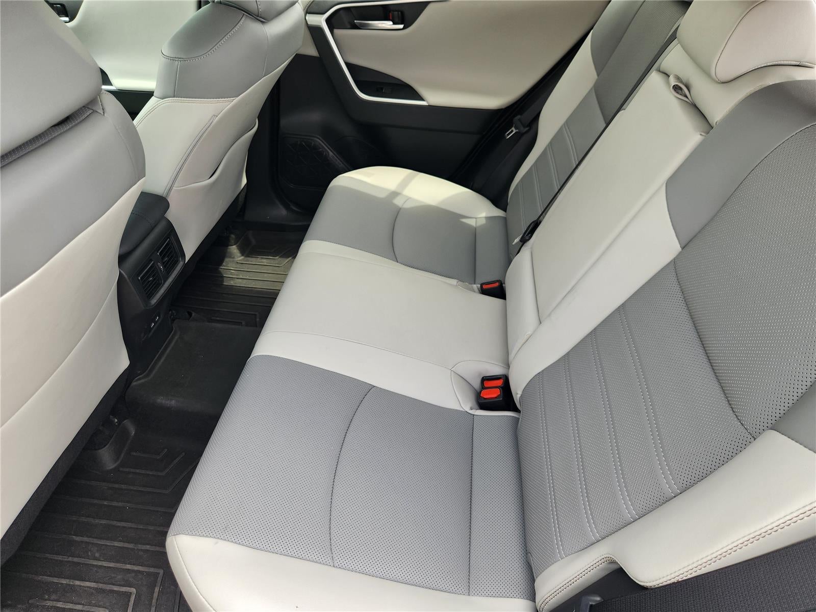 2022 Toyota RAV4 Base