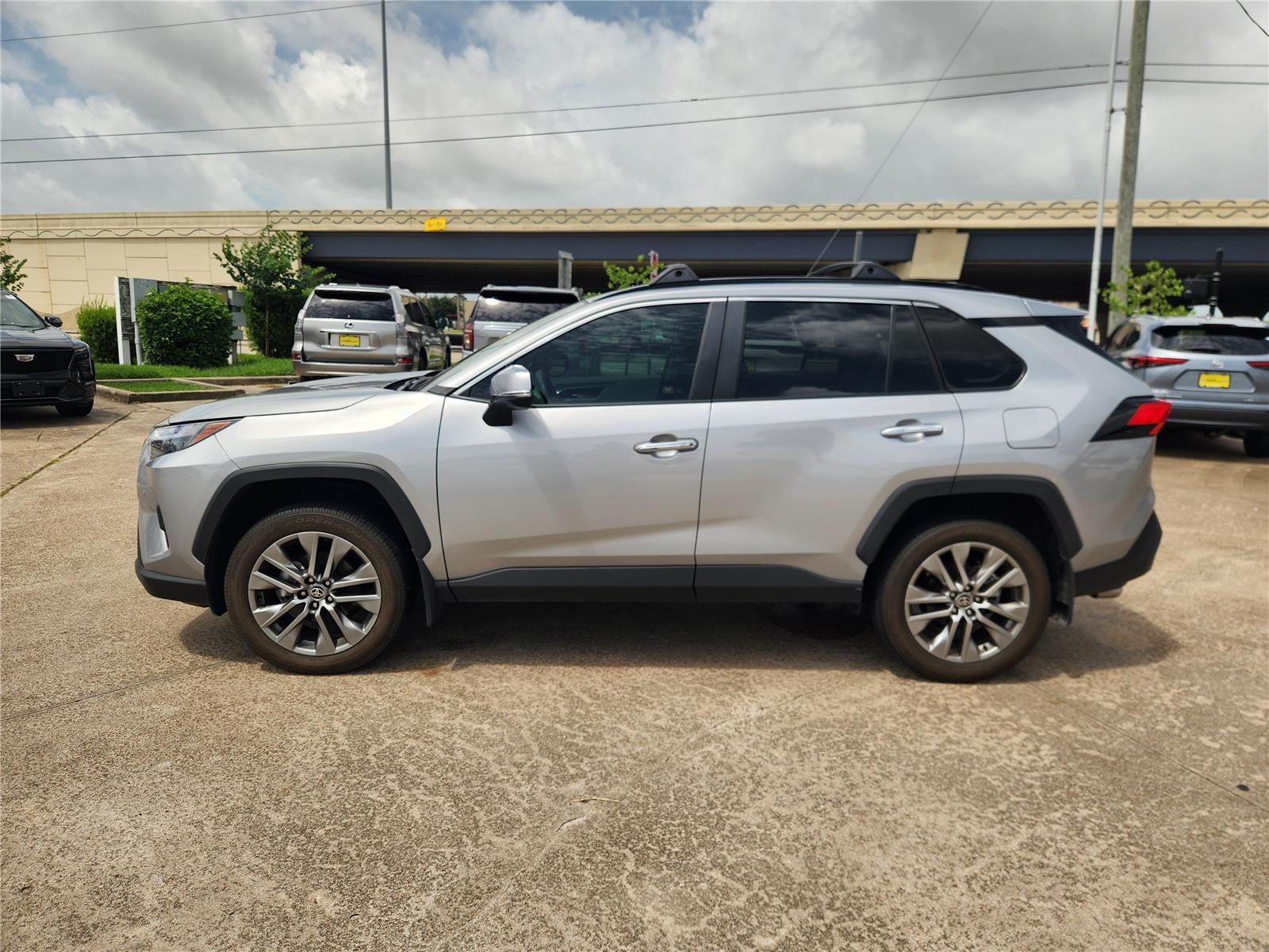 2022 Toyota RAV4 Base