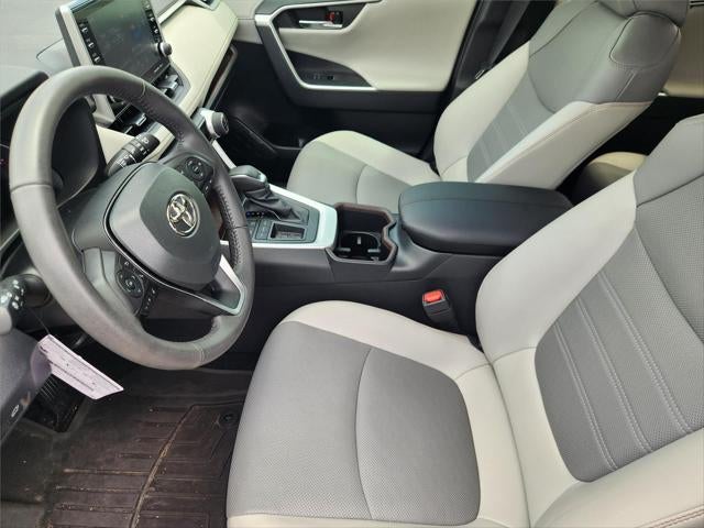 2022 Toyota RAV4 Base