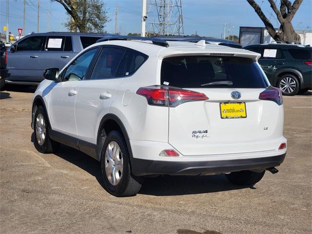2017 Toyota RAV4 LE
