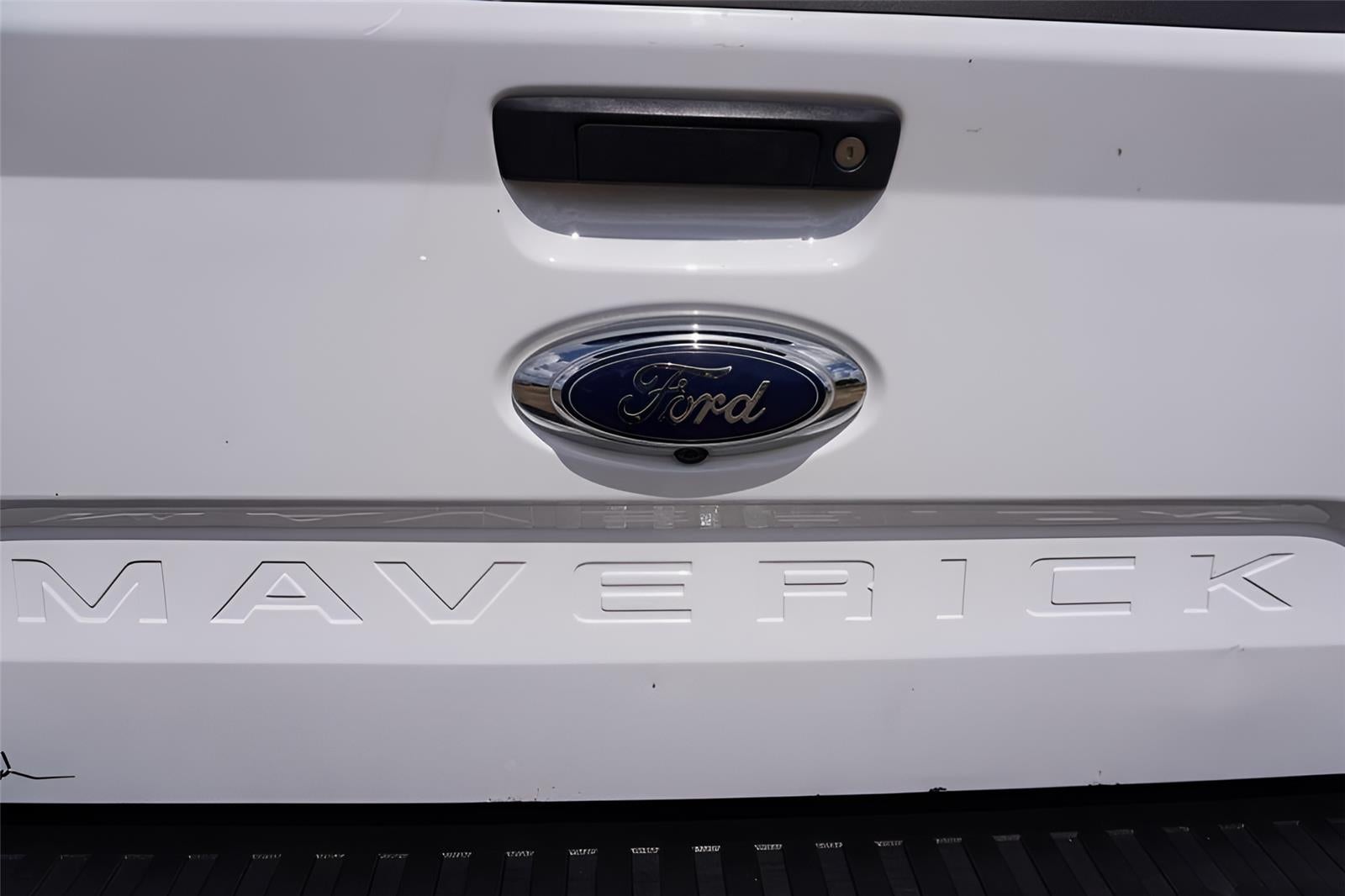 2023 Ford MAVERICK Base