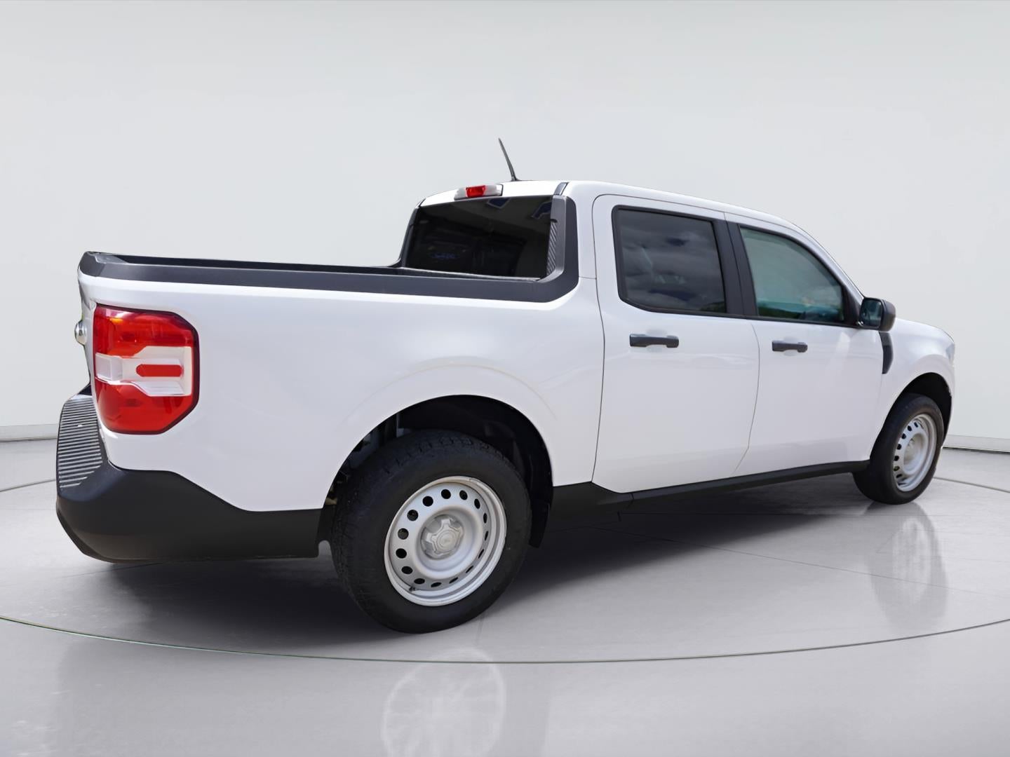 2023 Ford MAVERICK Base