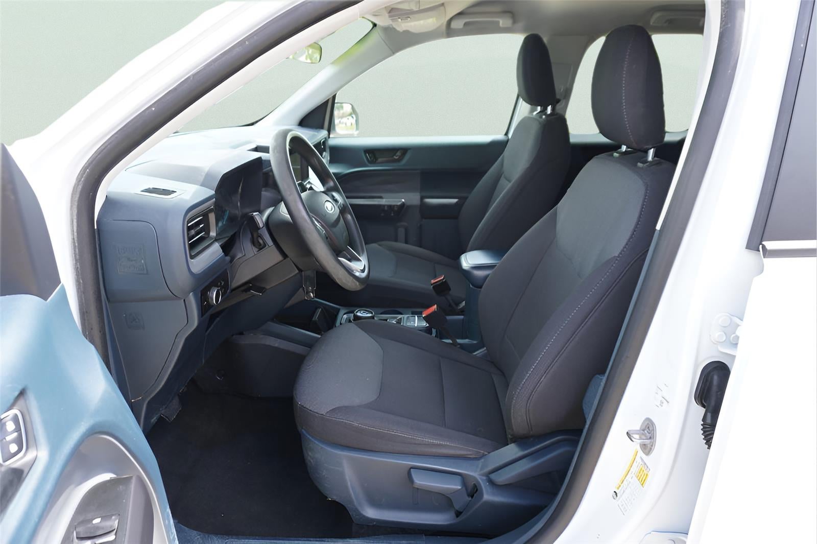 2023 Ford MAVERICK Base