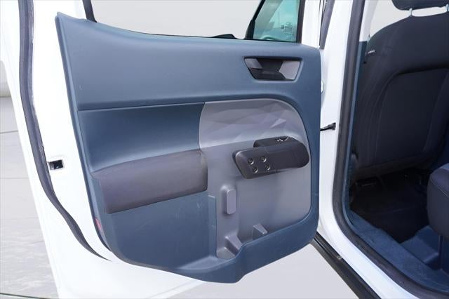 2023 Ford MAVERICK Base