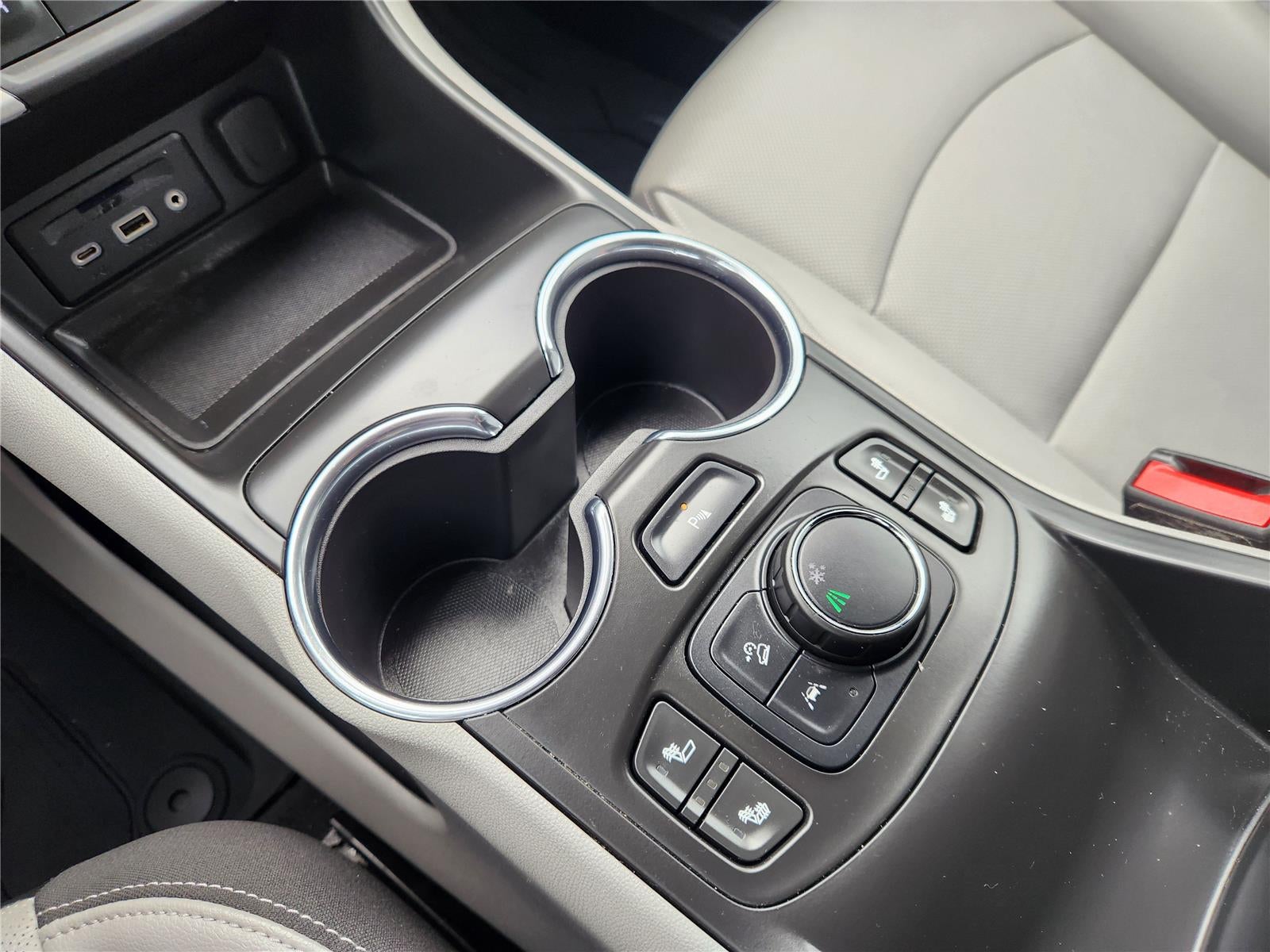 2023 GMC TERRAIN Base