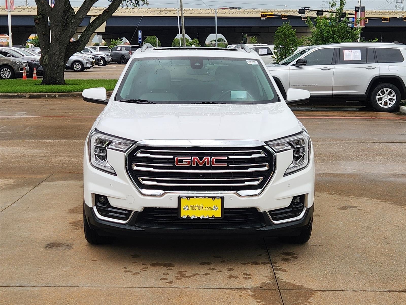 2023 GMC TERRAIN Base