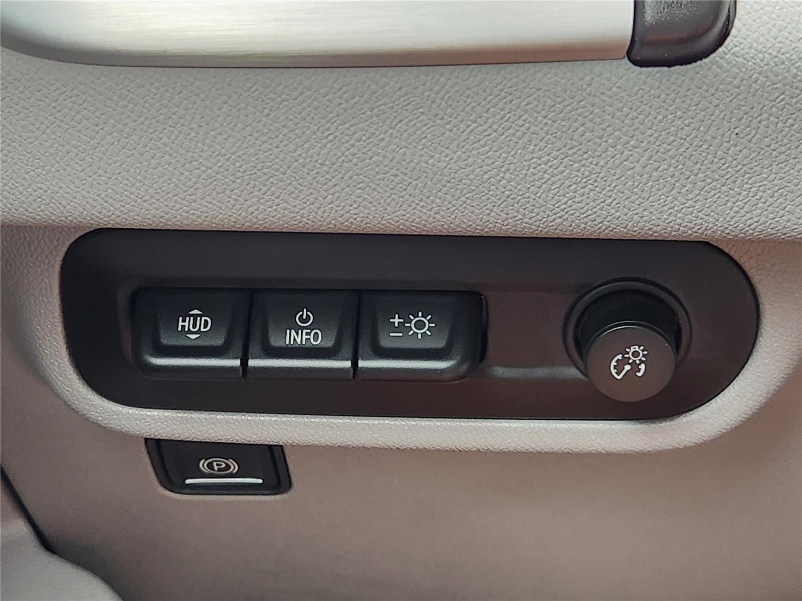 2023 GMC TERRAIN Base