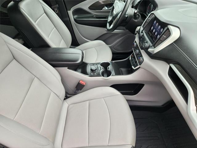 2023 GMC TERRAIN Base
