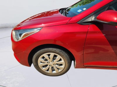 2022 Hyundai Accent Base
