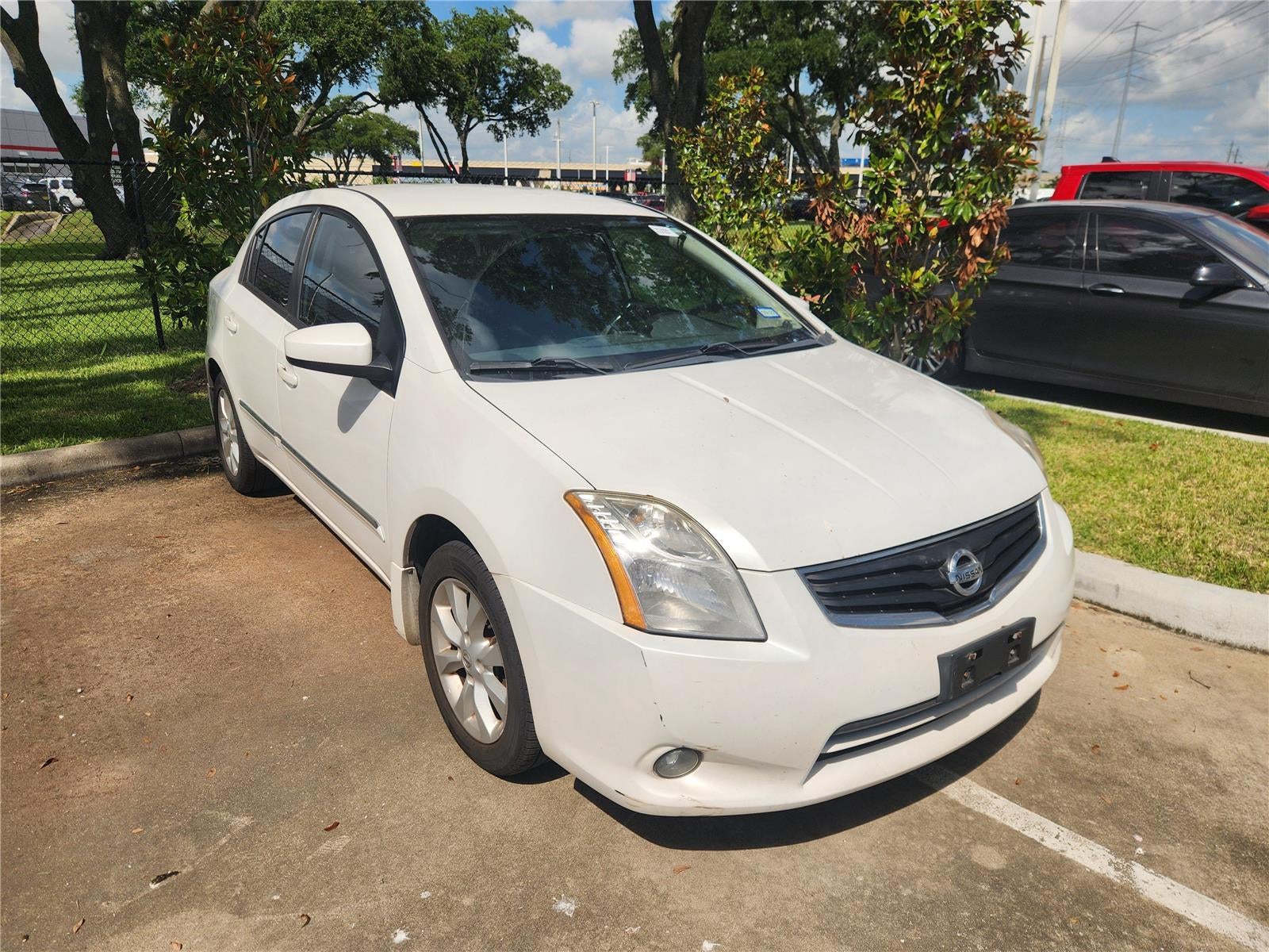 2012 Nissan Sentra's photo