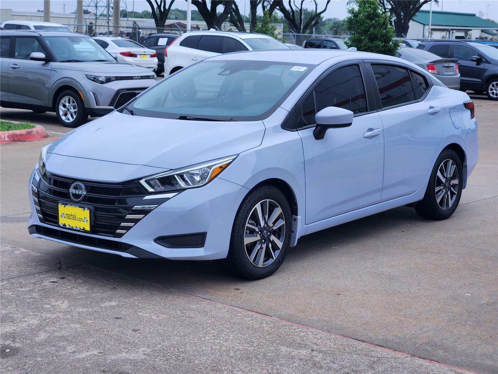 2024 Nissan Versa SV