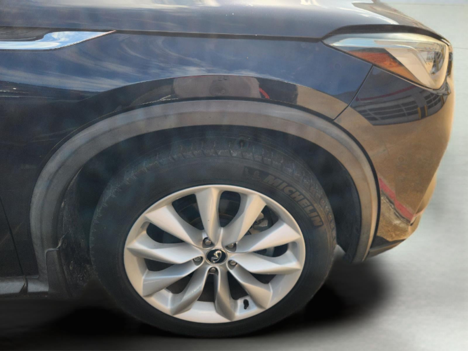 2019 INFINITI QX50 LUXE