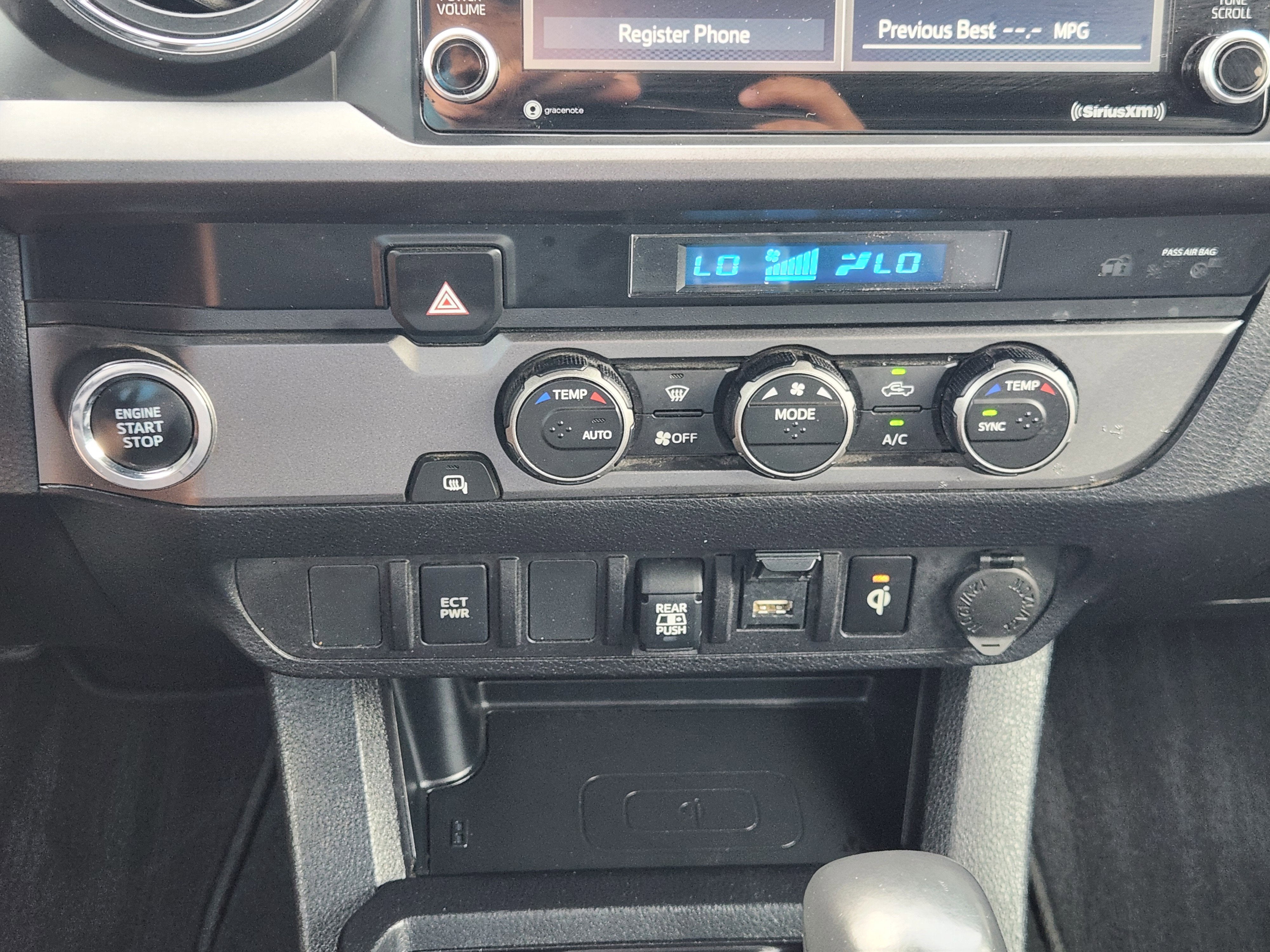 2023 Toyota Tacoma SR5 - Photo 18