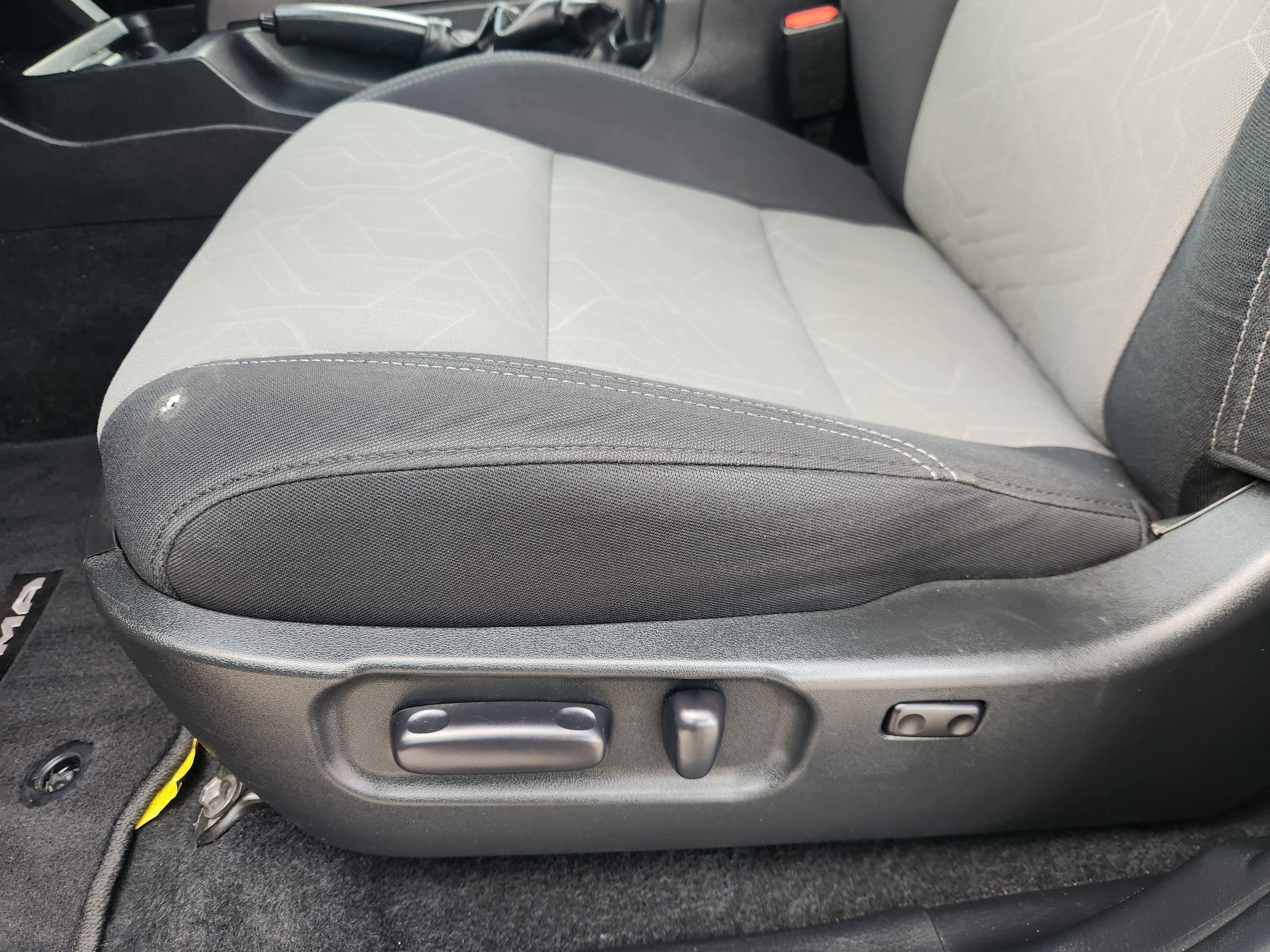 2023 Toyota Tacoma SR5 - Photo 24