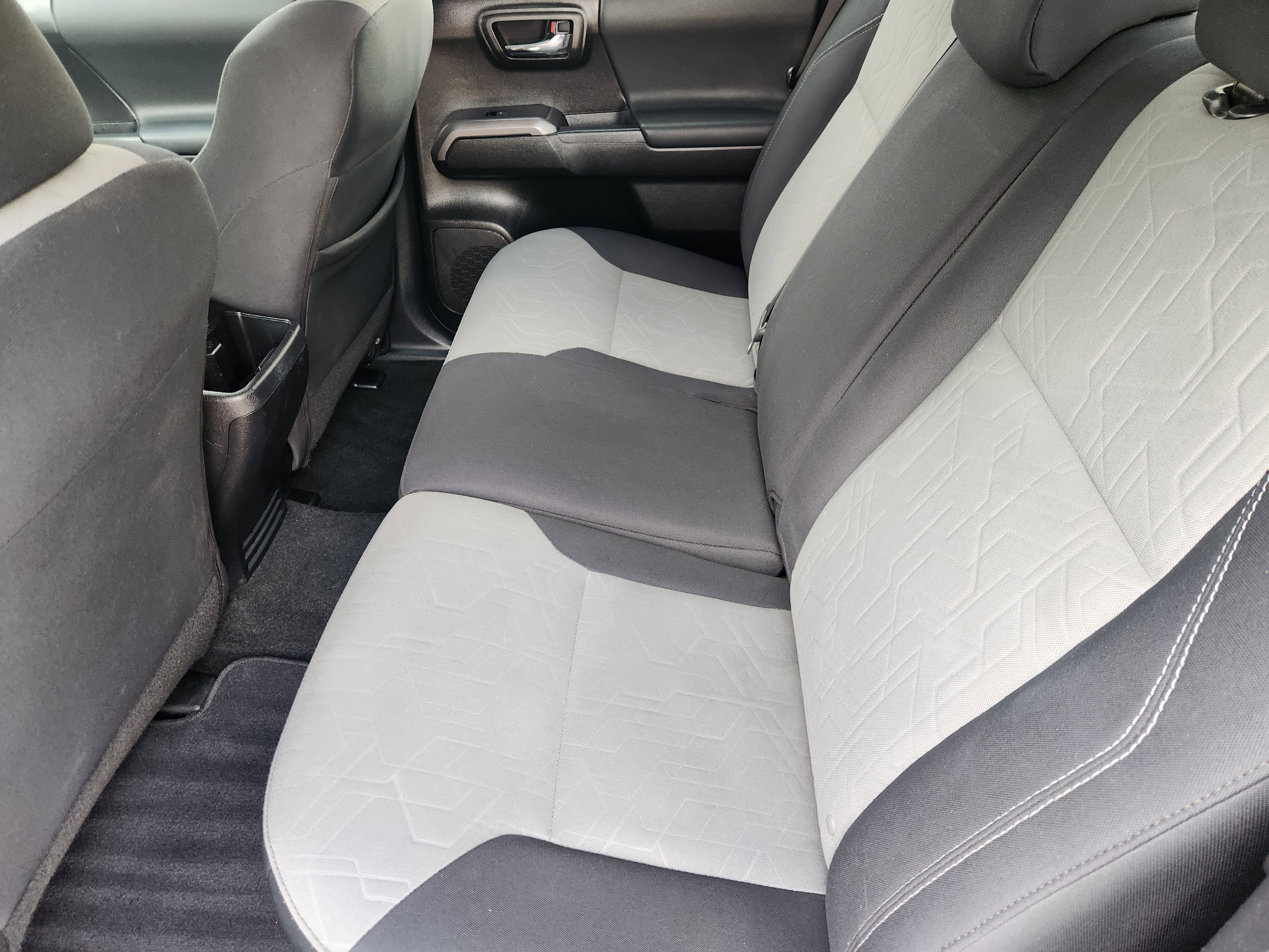 2023 Toyota Tacoma SR5 - Photo 31