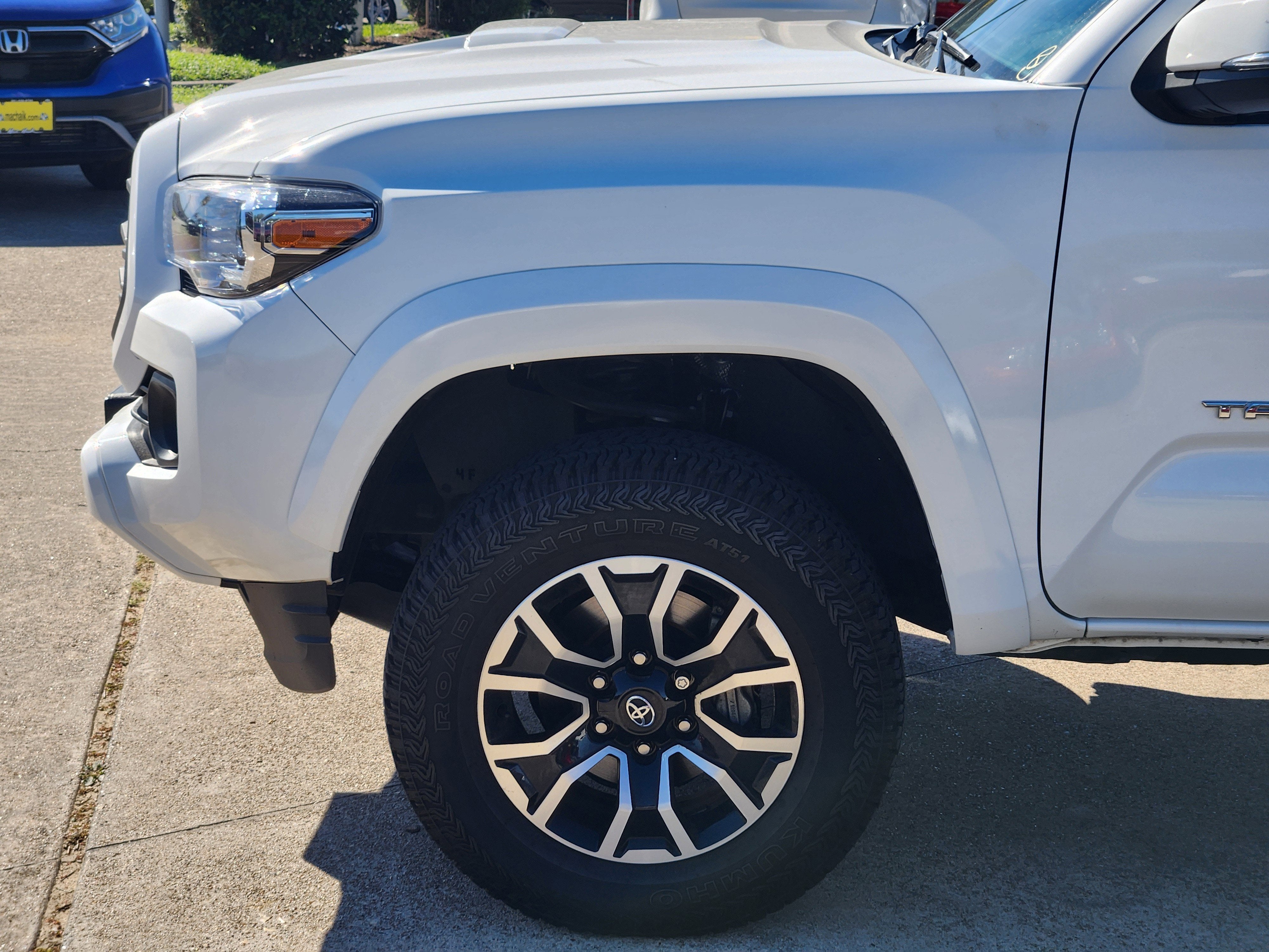 2023 Toyota Tacoma TRD Sport V6