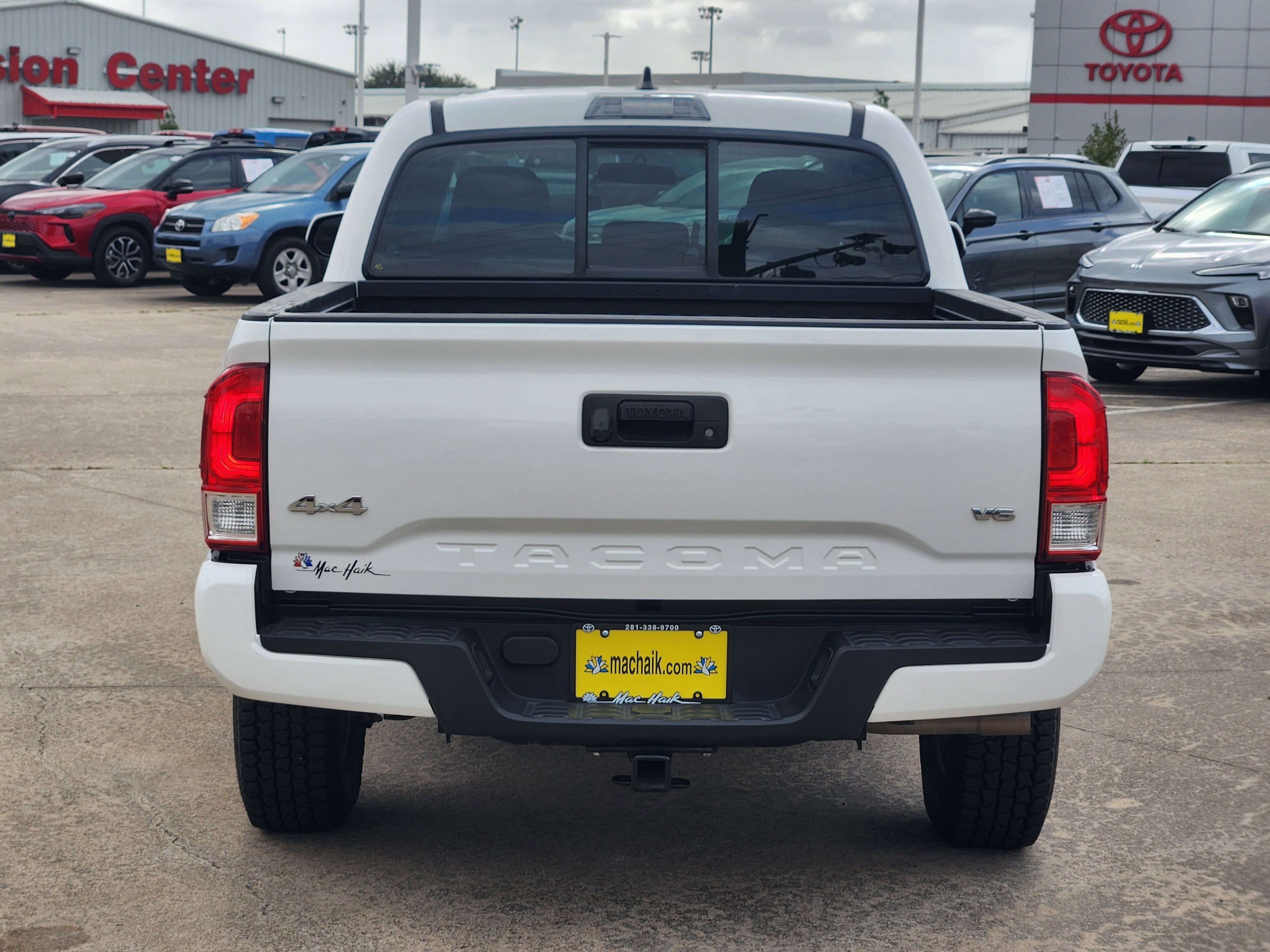 2017 Toyota Tacoma SR