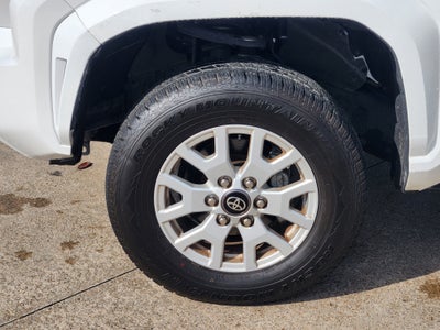 2024 Toyota Tacoma SR5