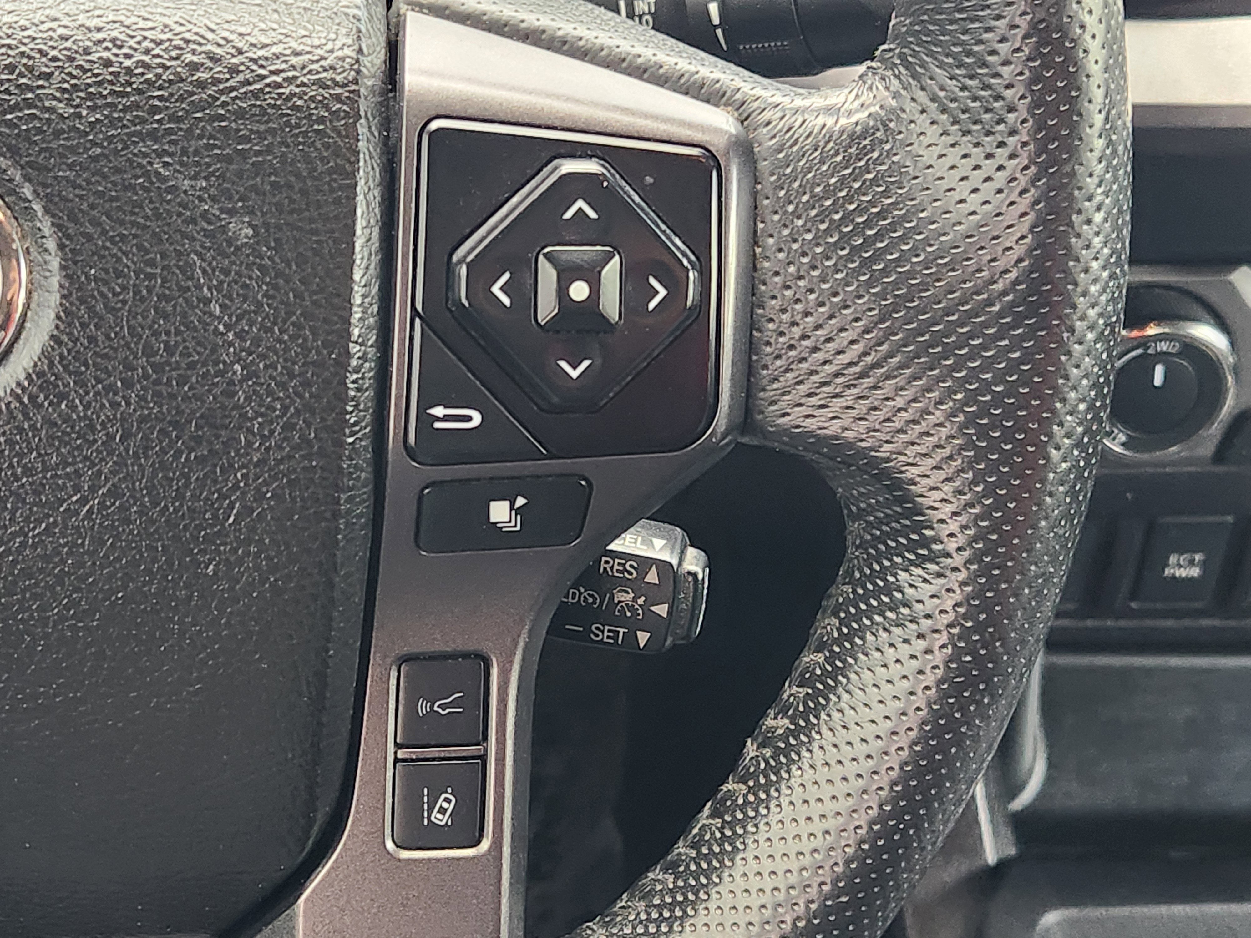 2023 Toyota Tacoma TRD Sport V6