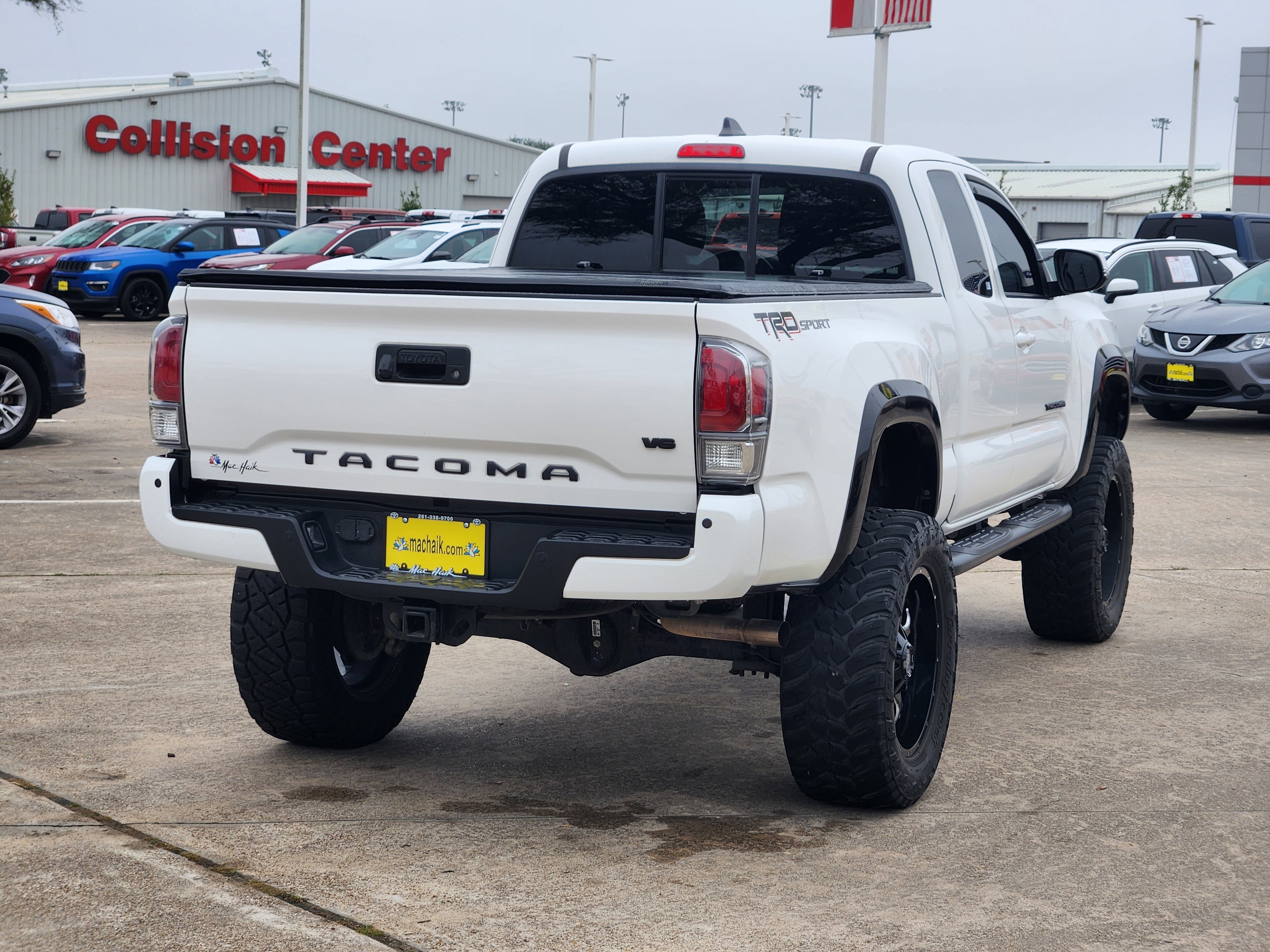 2023 Toyota Tacoma TRD Sport V6