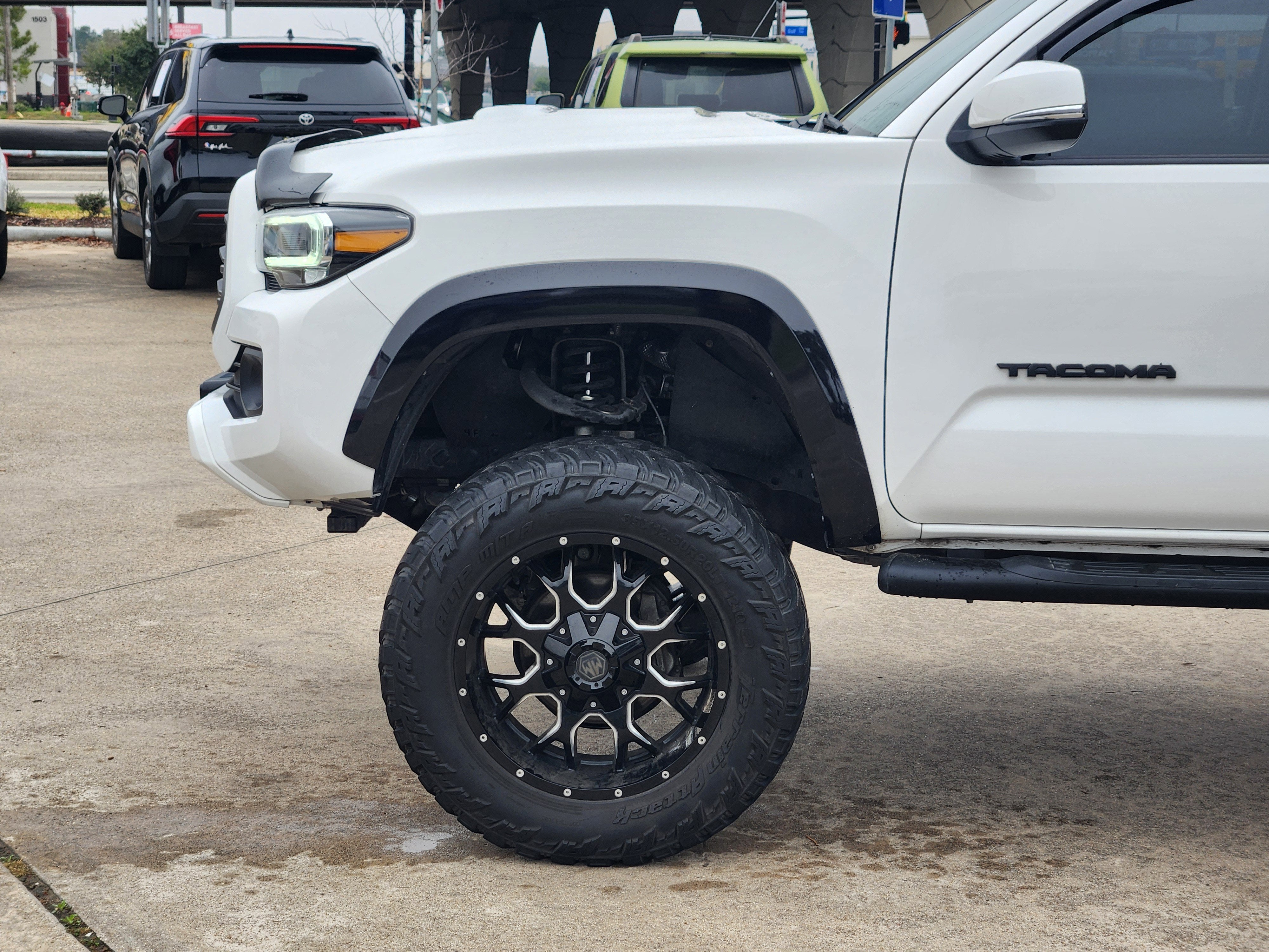 2023 Toyota Tacoma TRD Sport V6