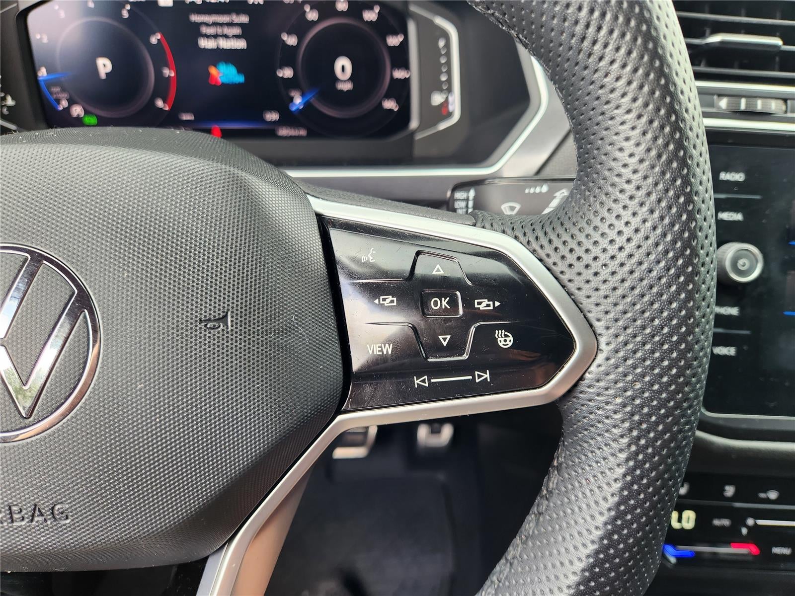 2024 Volkswagen Tiguan SEL R-Line