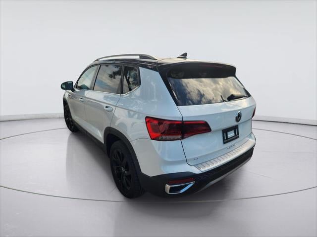 2023 Volkswagen Taos SE