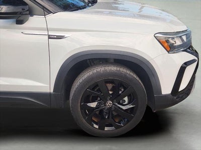 2023 Volkswagen Taos SE