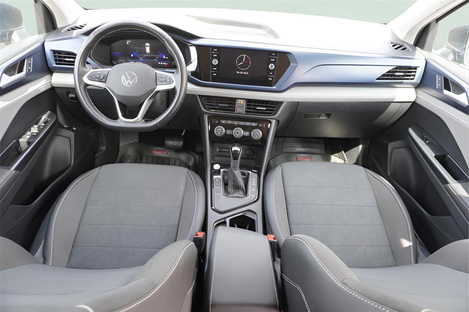 2024 Volkswagen TAOS Base
