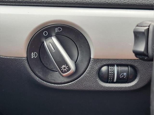 2012 Volkswagen Jetta SEL w/Sunroof PZEV