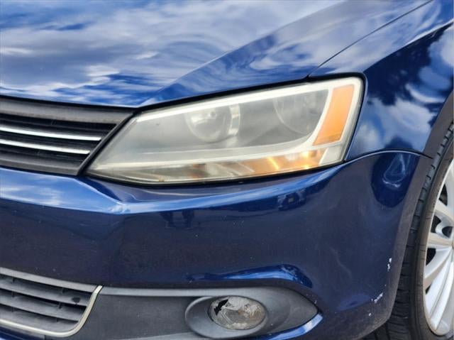 2012 Volkswagen Jetta SEL w/Sunroof PZEV