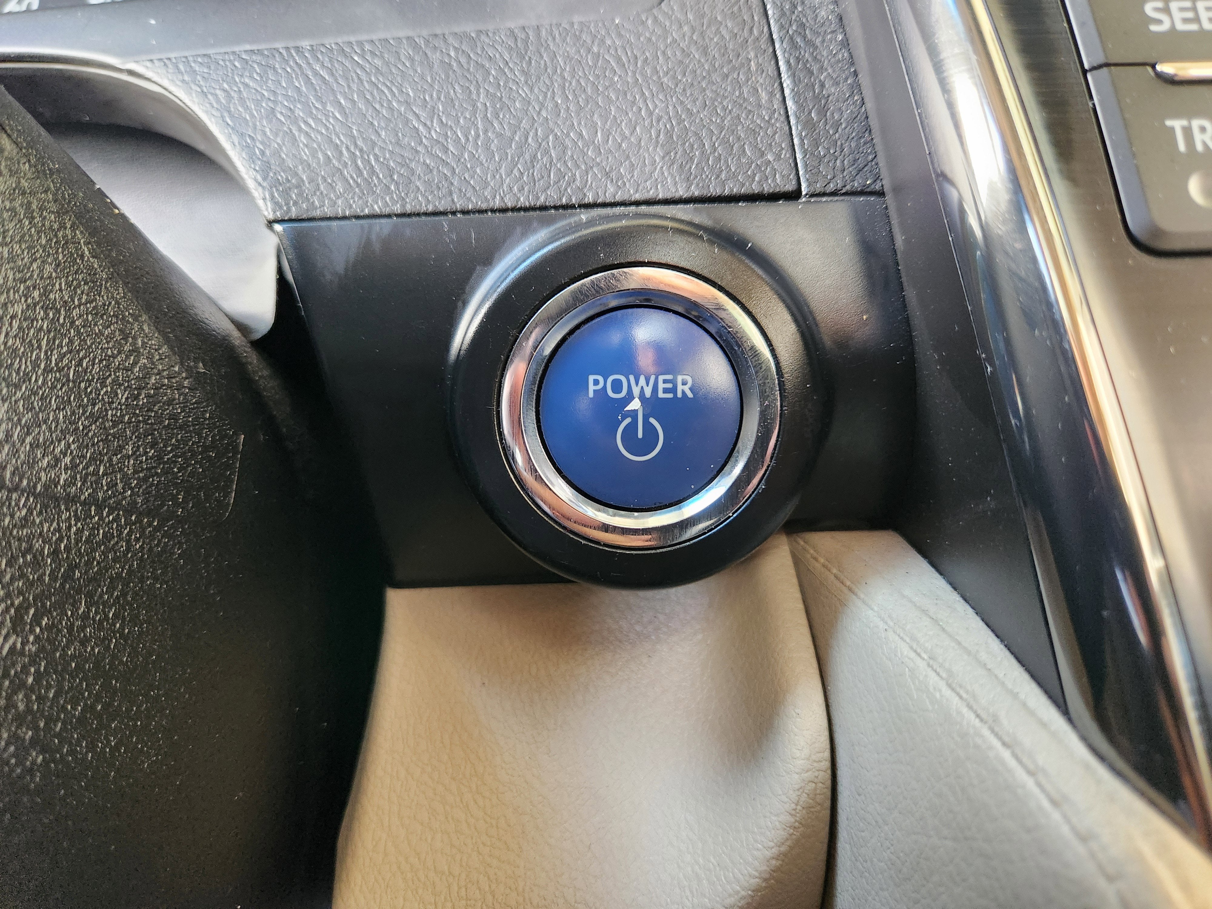 2013 Toyota Camry Hybrid XLE