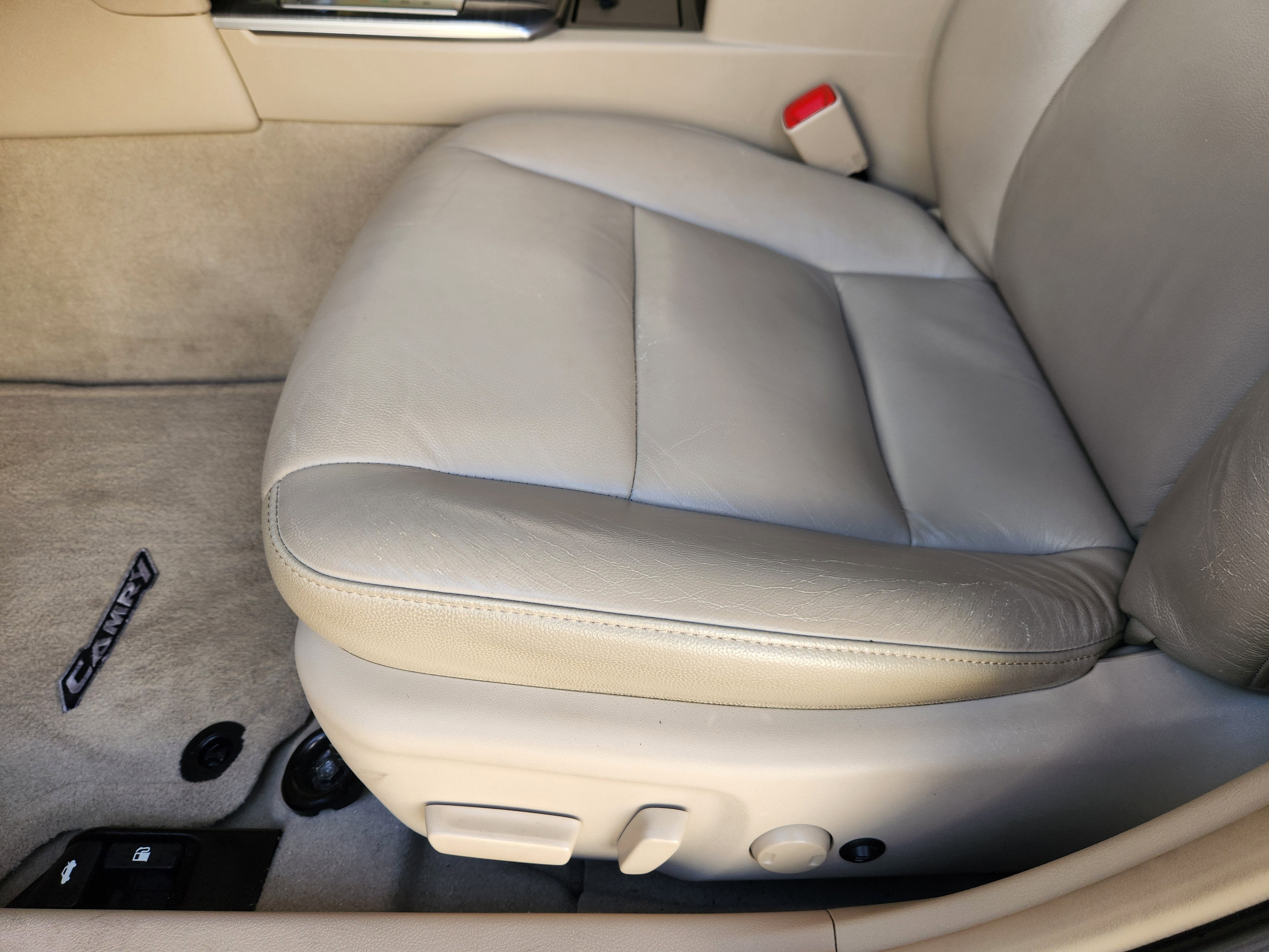 2013 Toyota Camry Hybrid XLE