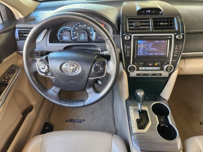 2013 Toyota Camry Hybrid XLE