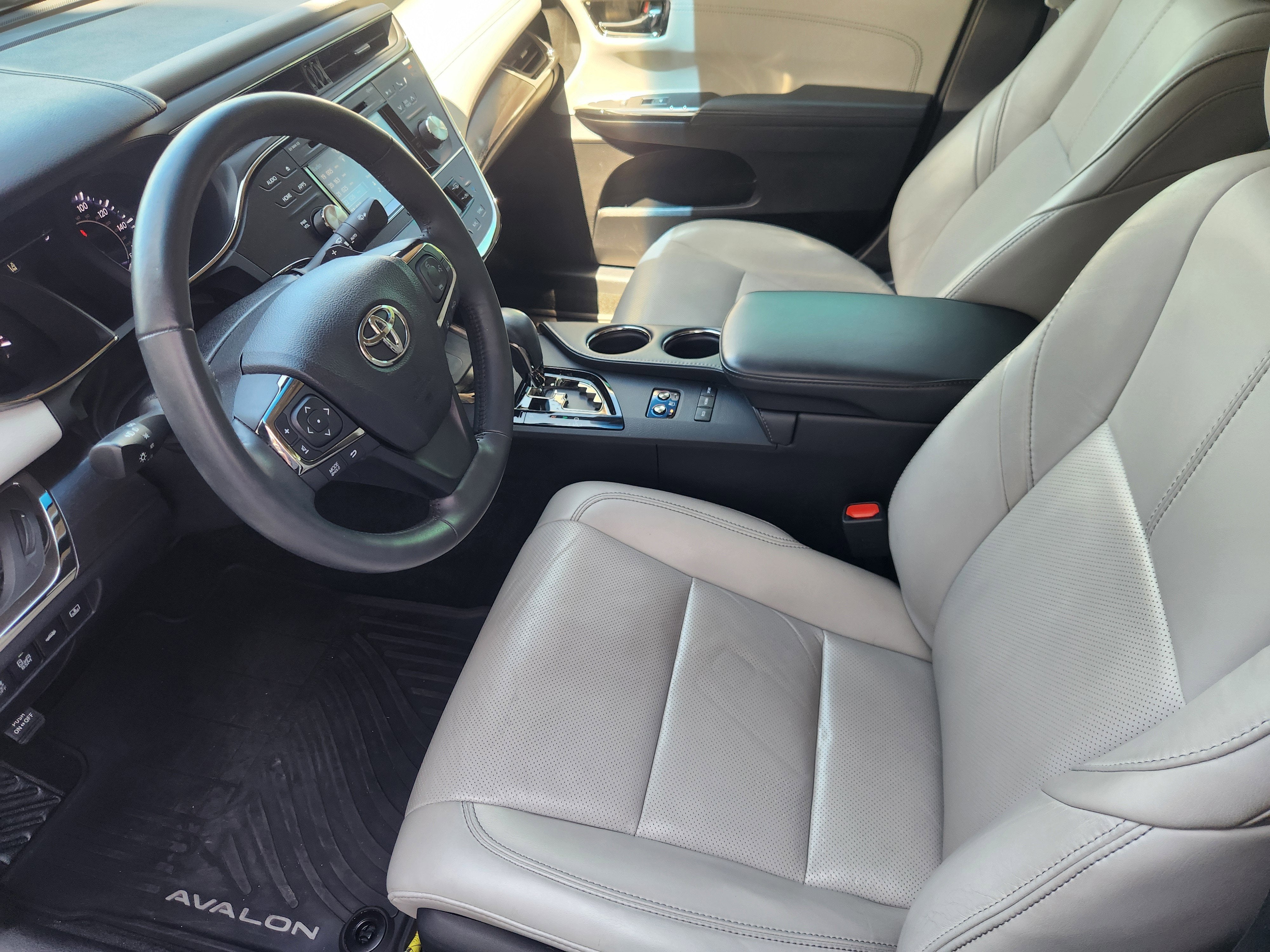 2016 Toyota Avalon Limited