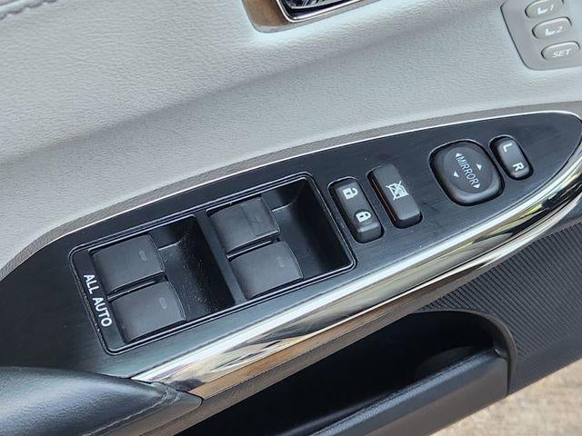 2016 Toyota Avalon Limited