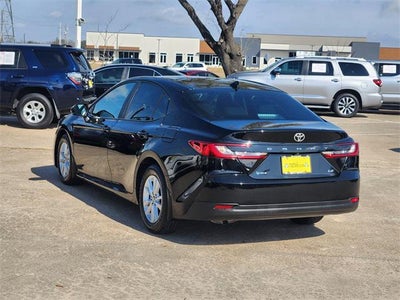 2025 Toyota Camry LE